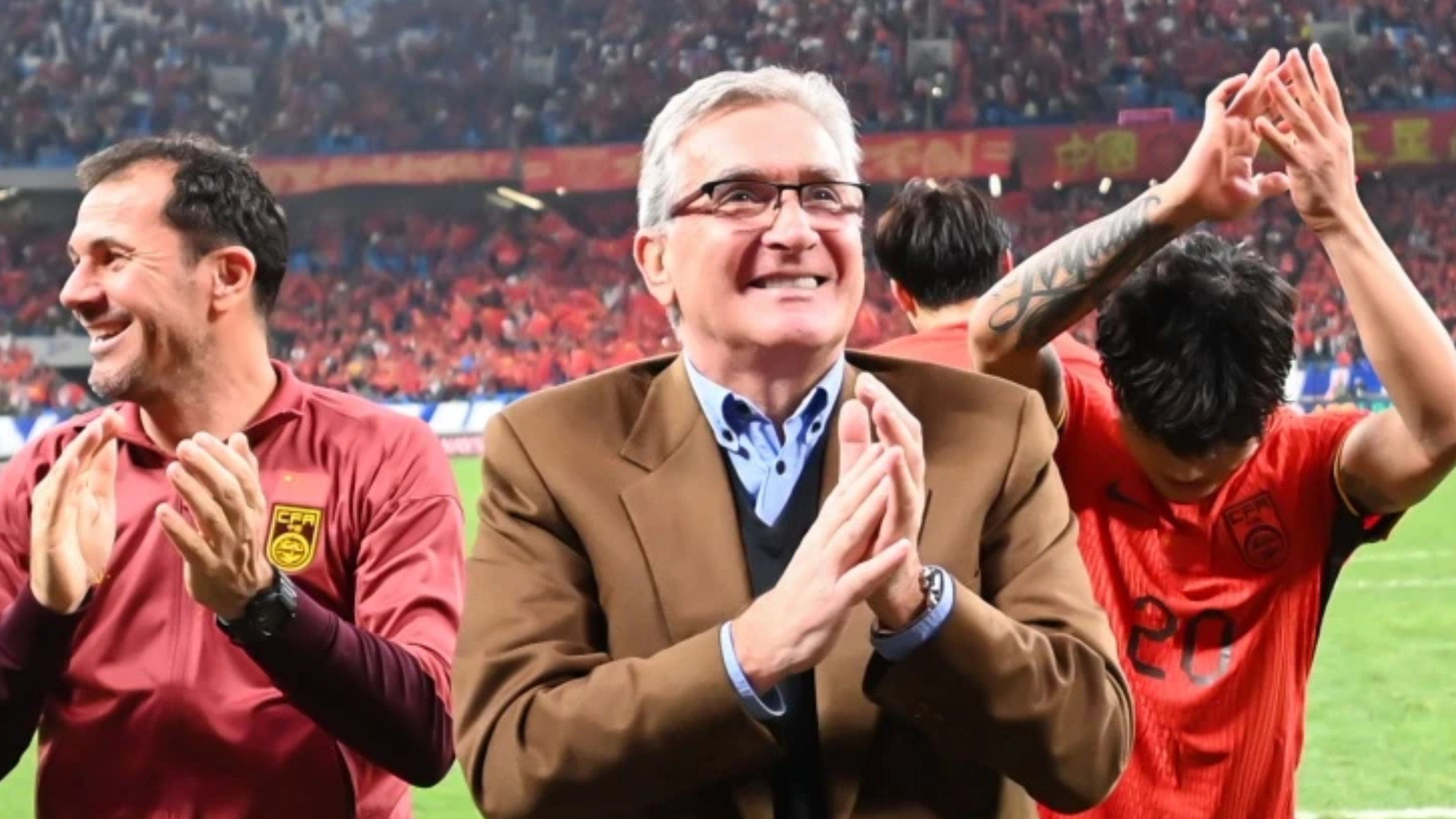 开元体育官网-包含亚冠关键时刻再迎强敌，费耶诺德篮板制胜，主帅态度：球迷炸锅，资深球员宣示担当的词条