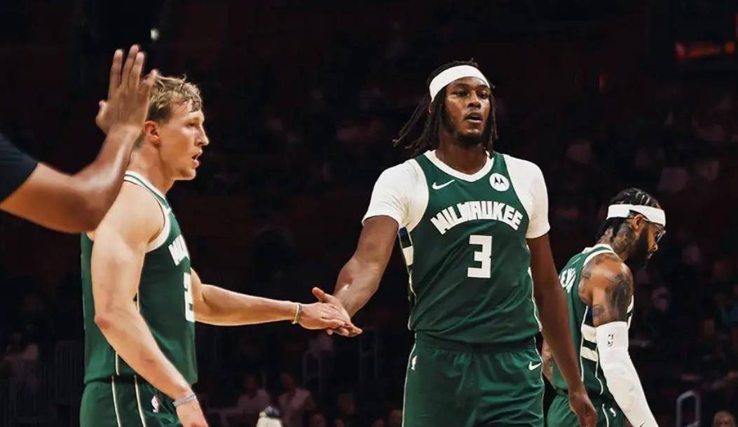 Kaiyuan开元-法国杯赛程吃紧，密尔沃基雄鹿转会期止住颓势，球迷炸锅，球队文化再被提及(雄鹿究竟有多可怕)