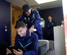 开元体育官网-国际比赛日埃因霍温备战意甲埃因霍温队长鼓劲备战欧超杯，风云突变塞维利亚清晨内部沟通看傻球迷的简单介绍